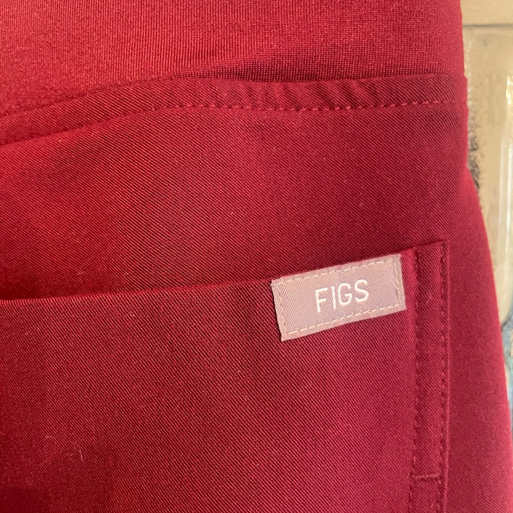 FIGS SCRUB PANTS SIZE XS - Picture 5 of 8